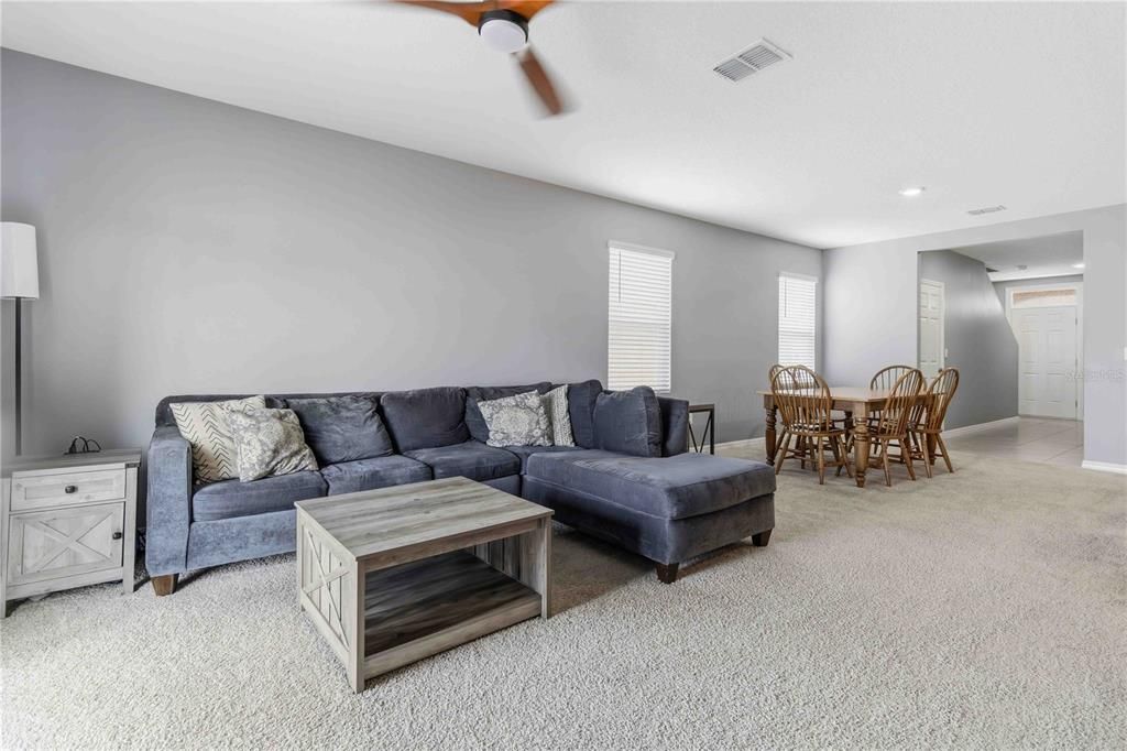 For Sale: $415,000 (5 beds, 3 baths, 2466 Square Feet)