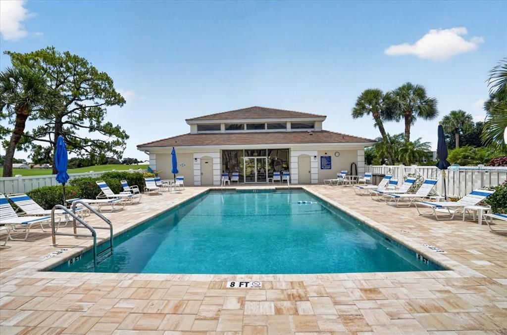 For Sale: $239,000 (2 beds, 2 baths, 1093 Square Feet)