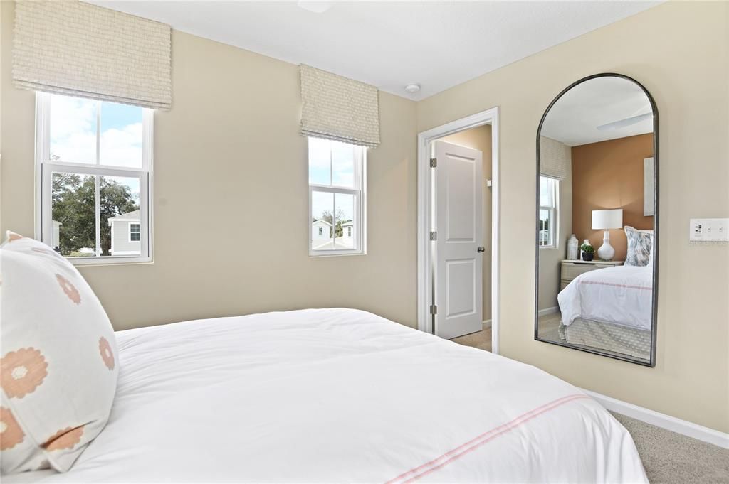 For Sale: $419,999 (3 beds, 2 baths, 2410 Square Feet)