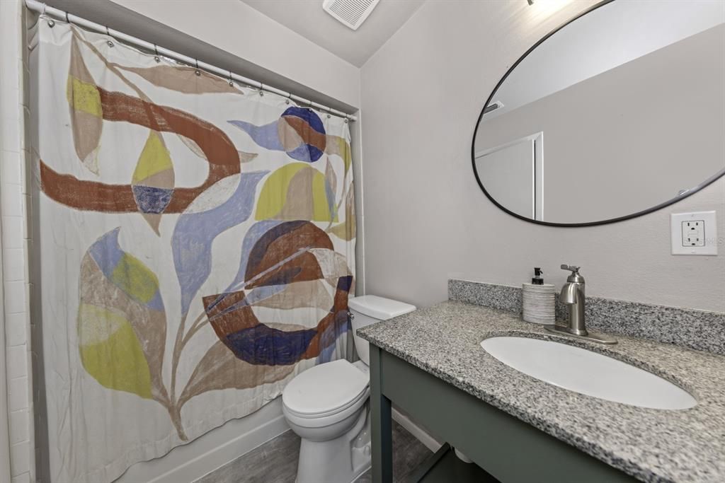 Active With Contract: $409,000 (3 beds, 2 baths, 1375 Square Feet)