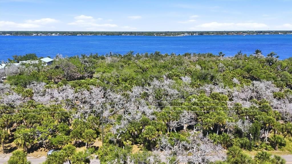 En Venta: $8,600,000 (4.20 acres)