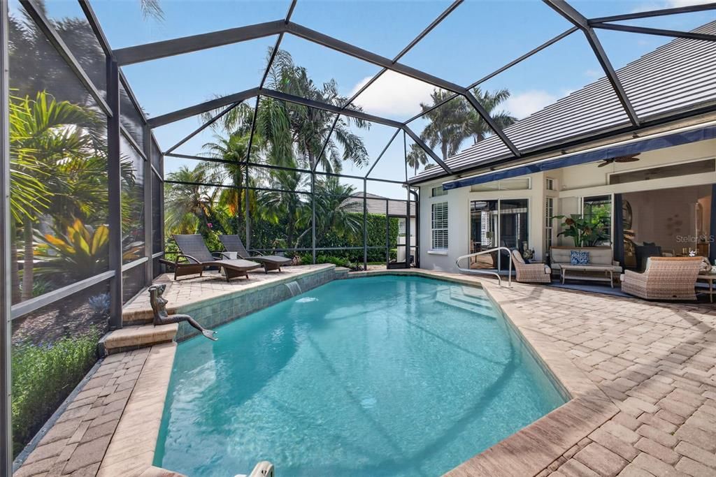 En Venta: $900,000 (3 camas, 3 baños, 2655 Pies cuadrados)