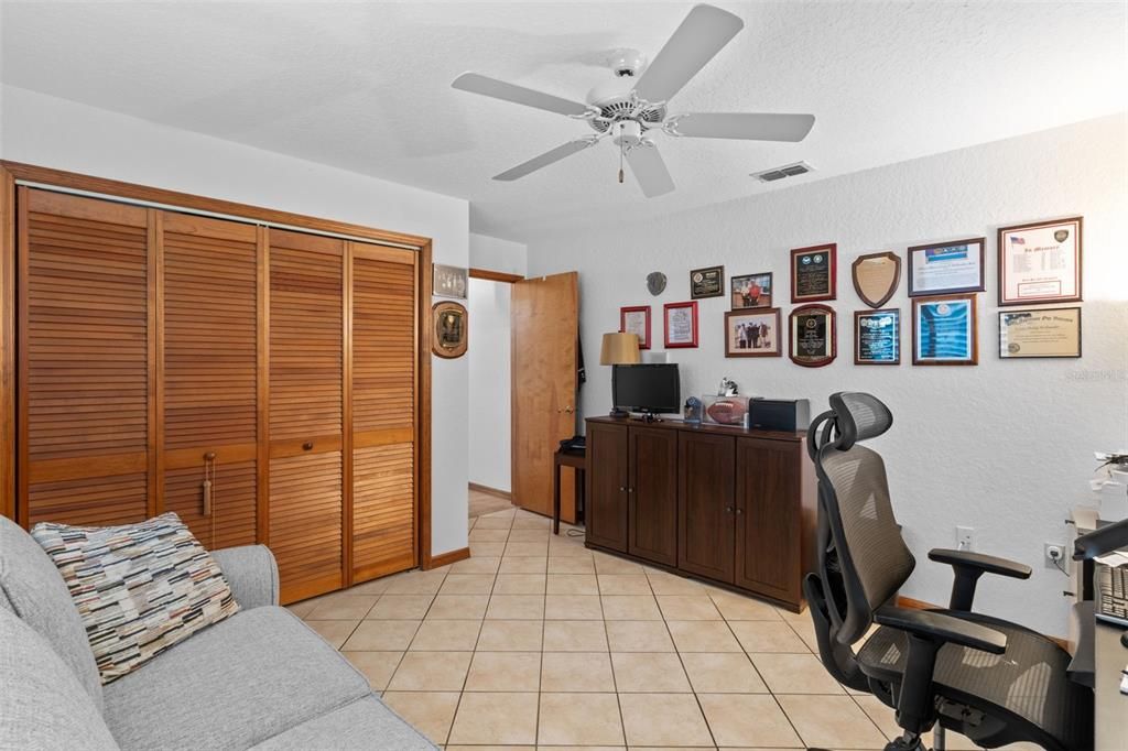 En Venta: $459,900 (3 camas, 2 baños, 2244 Pies cuadrados)