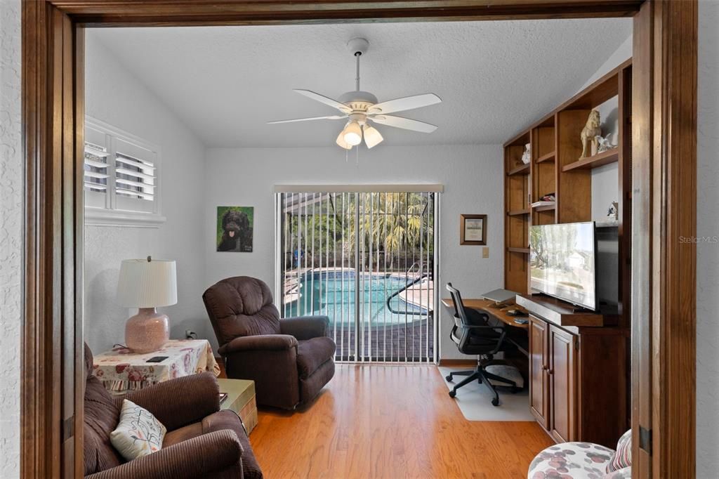 En Venta: $459,900 (3 camas, 2 baños, 2244 Pies cuadrados)