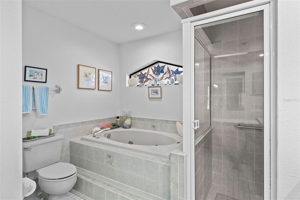 En Venta: $459,900 (3 camas, 2 baños, 2244 Pies cuadrados)