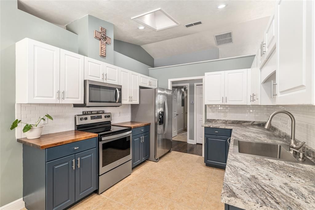 Active With Contract: $345,700 (4 beds, 2 baths, 1790 Square Feet)