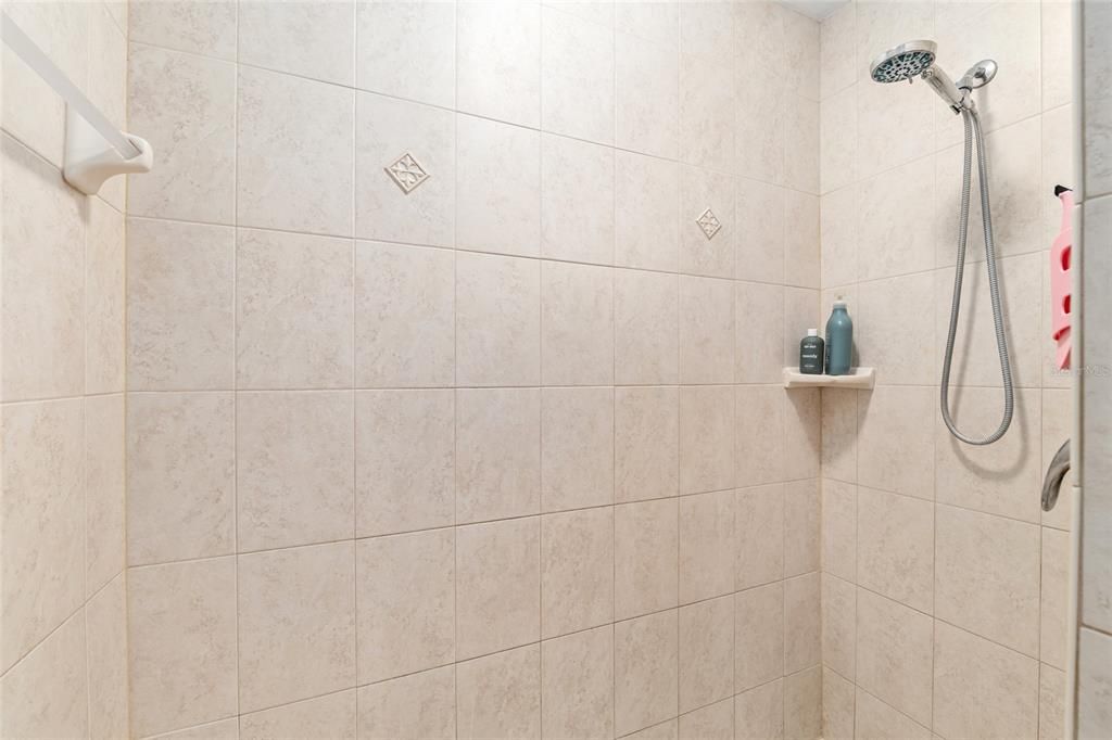 Active With Contract: $345,700 (4 beds, 2 baths, 1790 Square Feet)