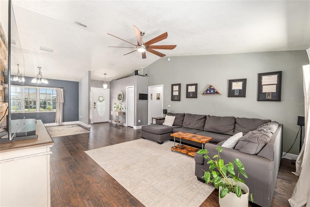 Active With Contract: $345,700 (4 beds, 2 baths, 1790 Square Feet)