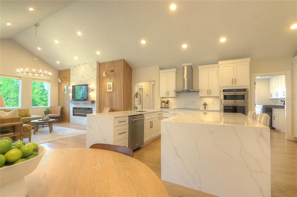 En Venta: $1,000,000 (4 camas, 2 baños, 2446 Pies cuadrados)