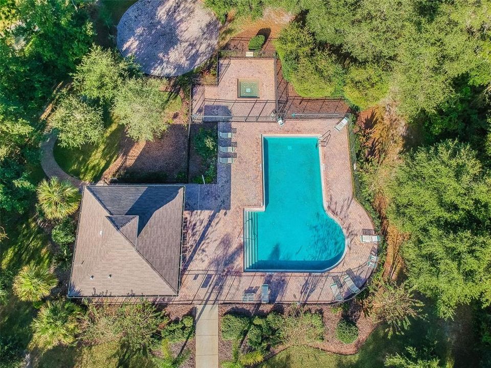 На продажу: $299,999 (3 спален, 2 ванн, 1442 Квадратных фут)