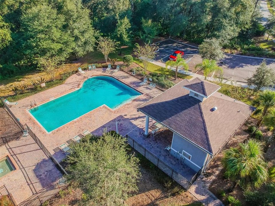 На продажу: $299,999 (3 спален, 2 ванн, 1442 Квадратных фут)