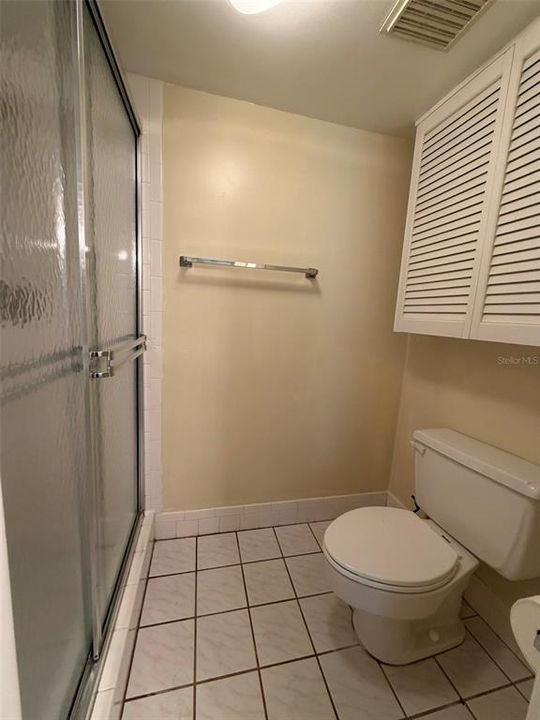 В аренду: $1,800 (2 спален, 2 ванн, 1094 Квадратных фут)