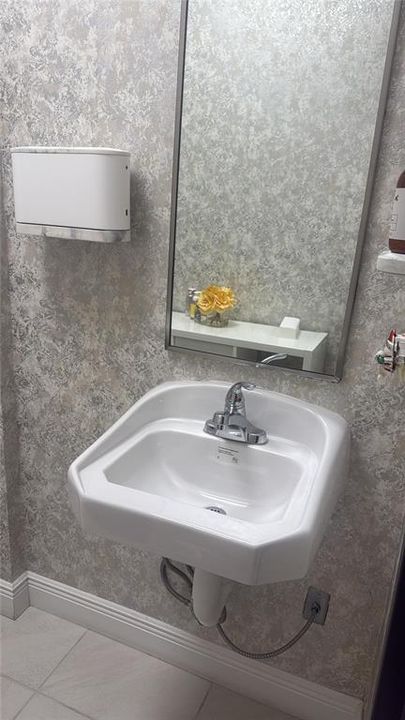 For Sale: $34,800 (0 beds, 0 baths, 779 Square Feet)
