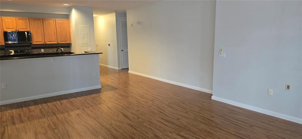 В аренду: $3,350 (3 спален, 2 ванн, 1434 Квадратных фут)
