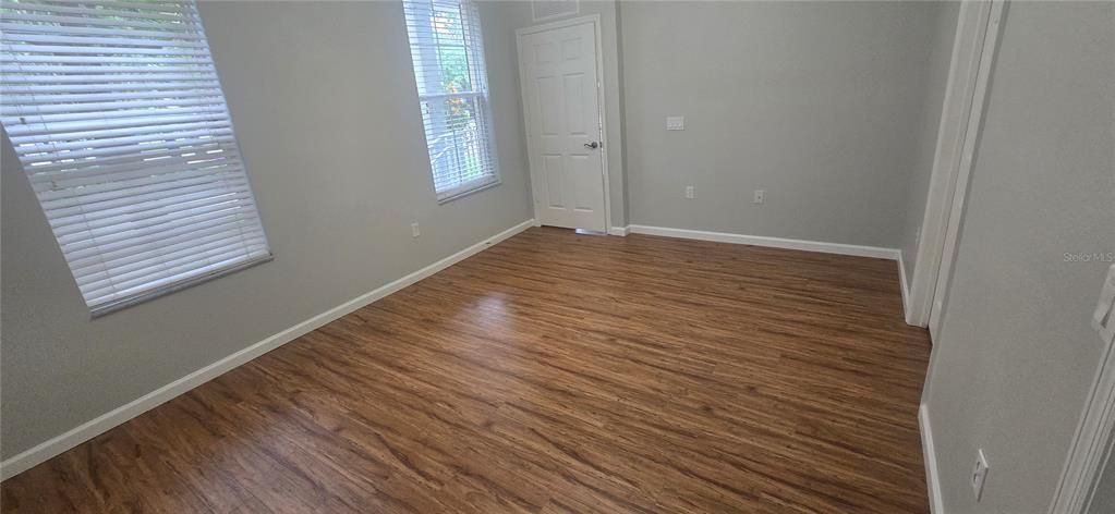 В аренду: $3,350 (3 спален, 2 ванн, 1434 Квадратных фут)