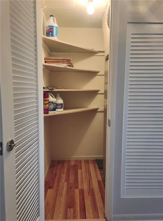 В аренду: $1,400 (2 спален, 2 ванн, 870 Квадратных фут)