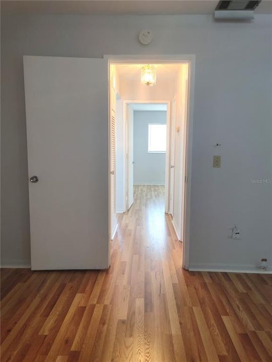 В аренду: $1,400 (2 спален, 2 ванн, 870 Квадратных фут)