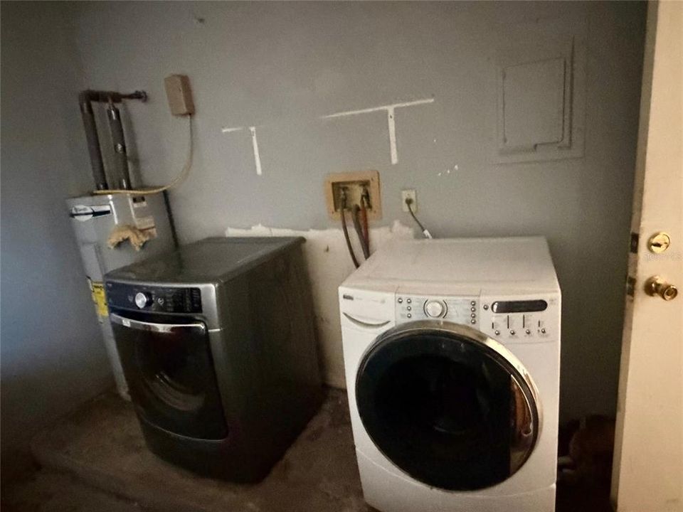 En Venta: $289,000 (3 camas, 2 baños, 1228 Pies cuadrados)