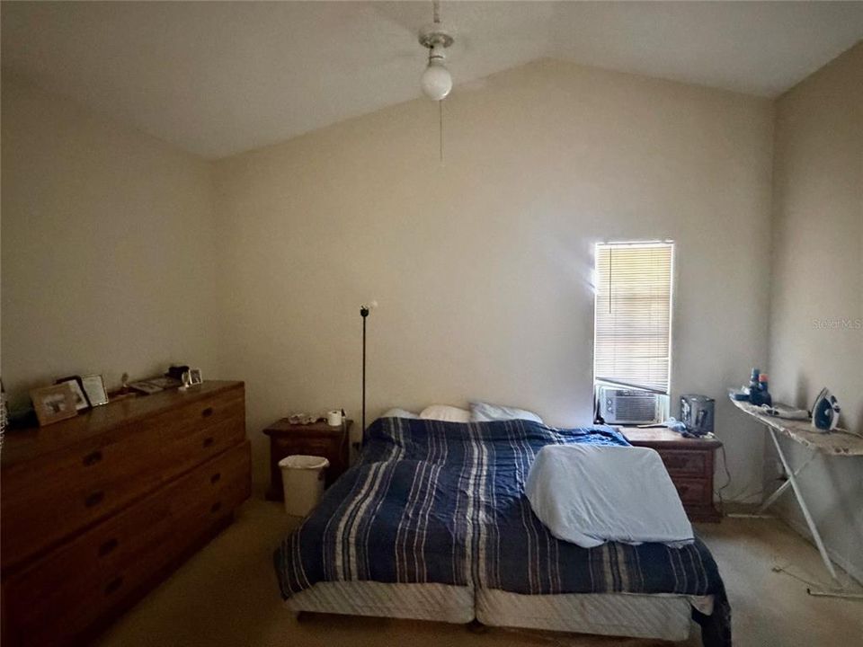 En Venta: $289,000 (3 camas, 2 baños, 1228 Pies cuadrados)