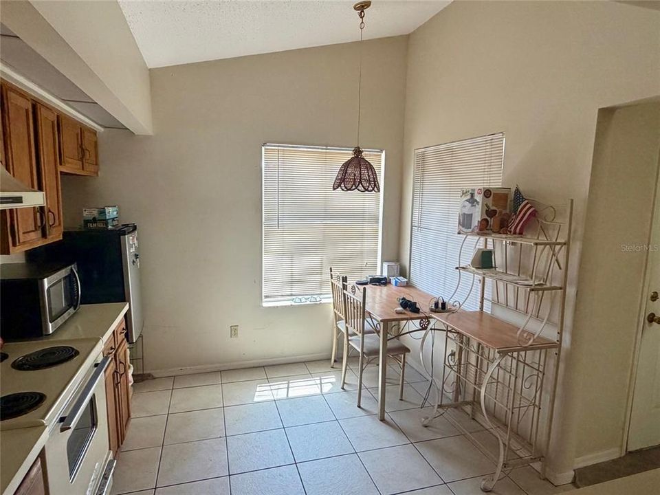 En Venta: $289,000 (3 camas, 2 baños, 1228 Pies cuadrados)