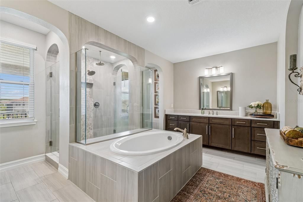 For Sale: $1,150,000 (5 beds, 4 baths, 4218 Square Feet)