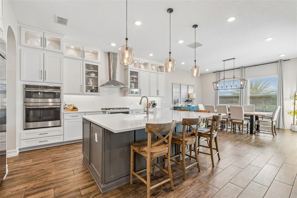 For Sale: $1,150,000 (5 beds, 4 baths, 4218 Square Feet)