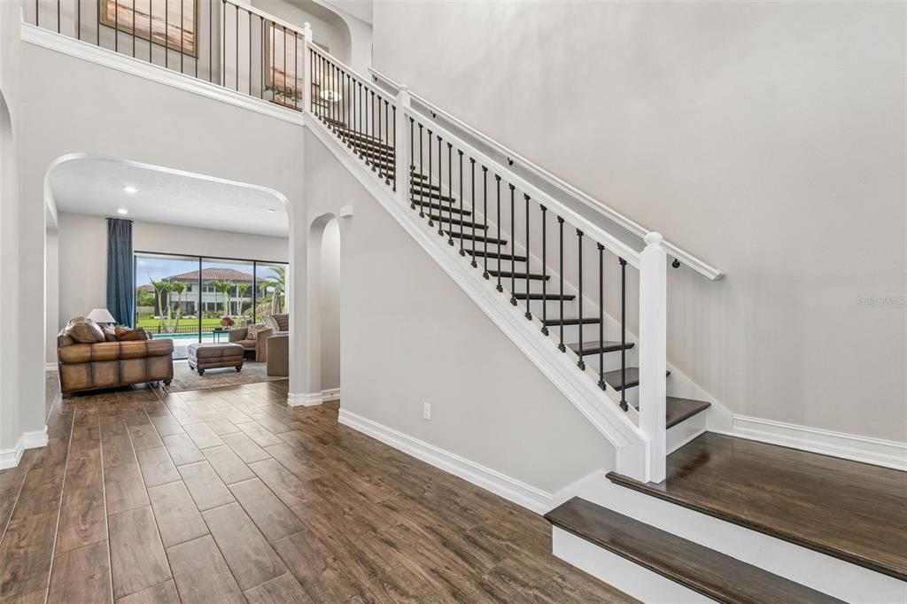 For Sale: $1,150,000 (5 beds, 4 baths, 4218 Square Feet)