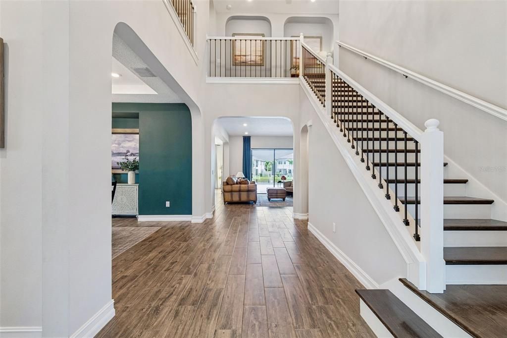 For Sale: $1,150,000 (5 beds, 4 baths, 4218 Square Feet)
