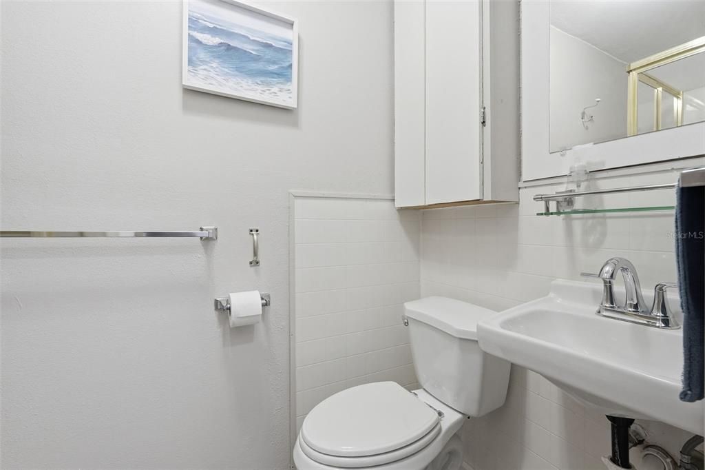 Activo con contrato: $325,000 (3 camas, 2 baños, 1404 Pies cuadrados)