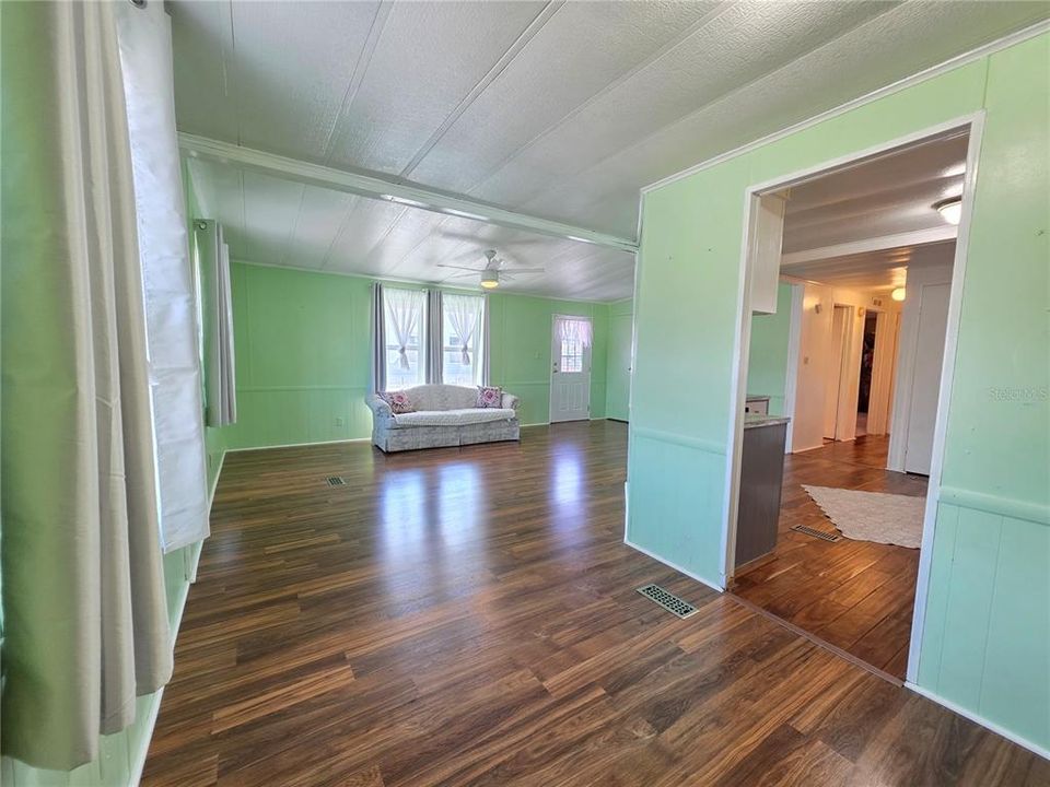 En Venta: $139,000 (2 camas, 1 baños, 1056 Pies cuadrados)