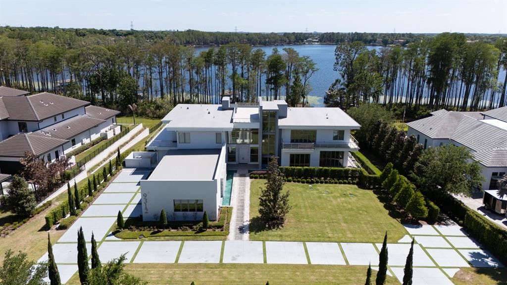 : $12,350,000 (7 beds, 9 baths, 11465 Square Feet)