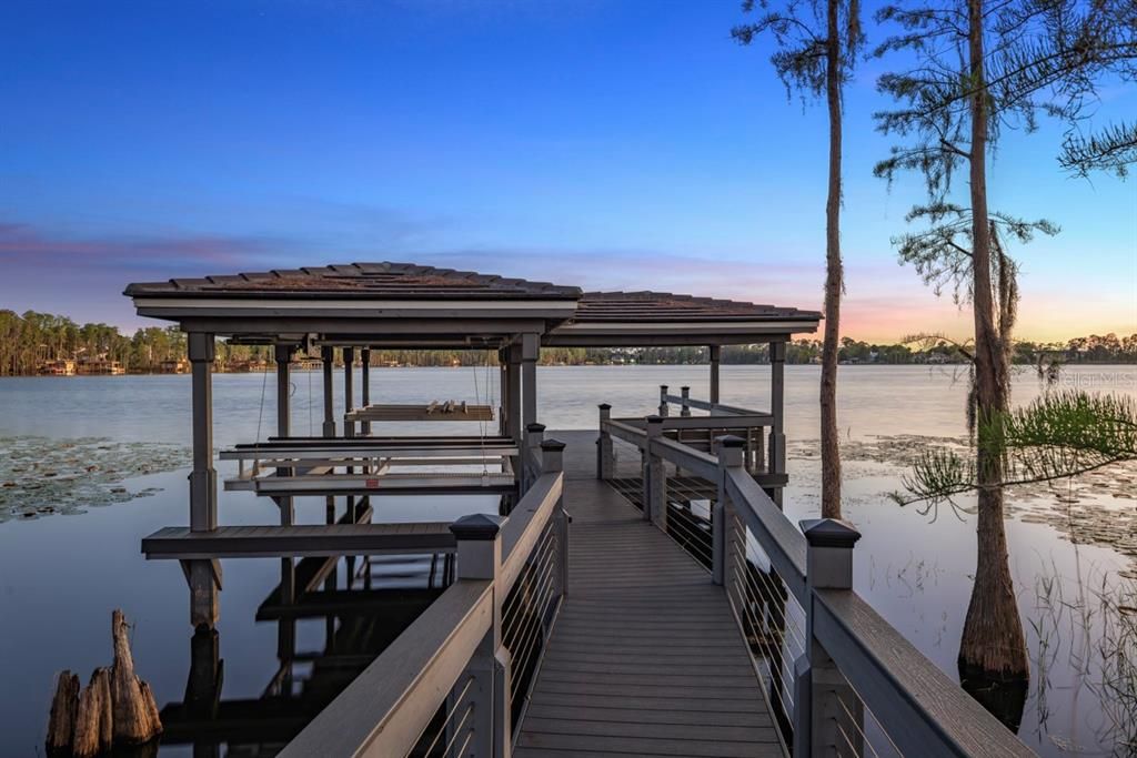 : $12,350,000 (7 beds, 9 baths, 11465 Square Feet)