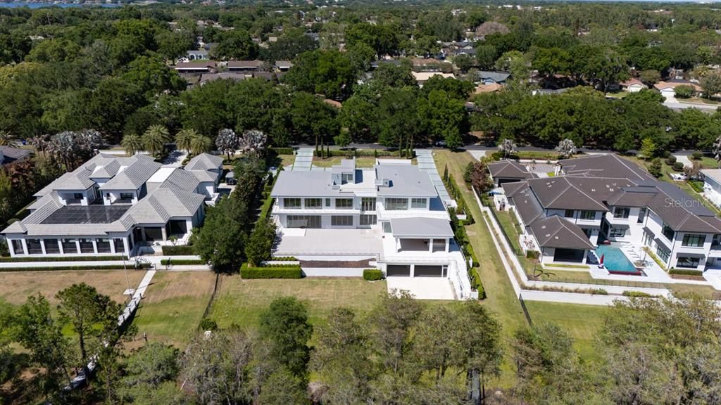 : $12,350,000 (7 beds, 9 baths, 11465 Square Feet)