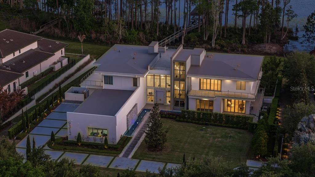 : $12,350,000 (7 beds, 9 baths, 11465 Square Feet)