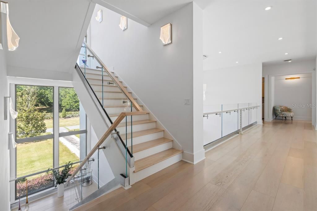 : $12,350,000 (7 beds, 9 baths, 11465 Square Feet)