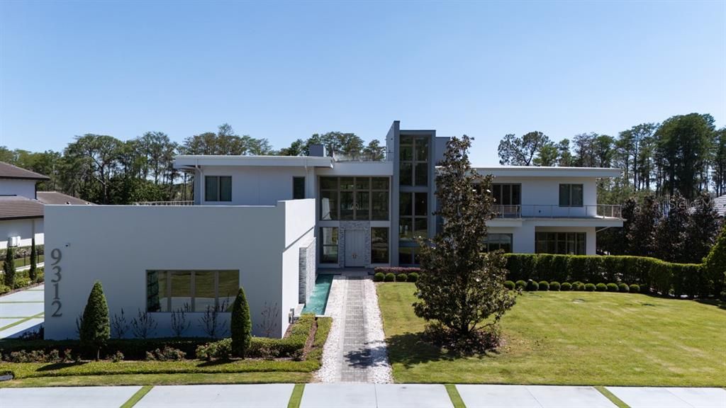 : $12,350,000 (7 beds, 9 baths, 11465 Square Feet)