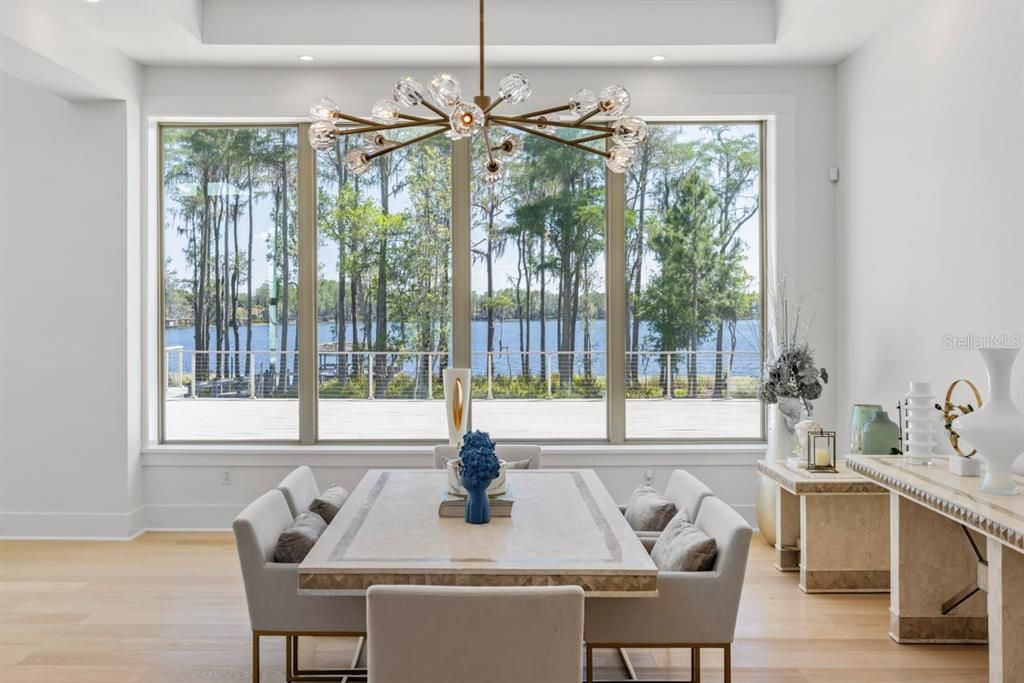 : $12,350,000 (7 beds, 9 baths, 11465 Square Feet)