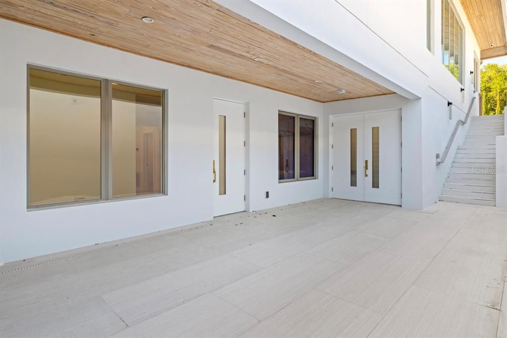 : $12,350,000 (7 beds, 9 baths, 11465 Square Feet)