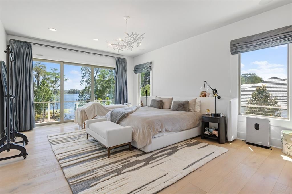 : $12,350,000 (7 beds, 9 baths, 11465 Square Feet)