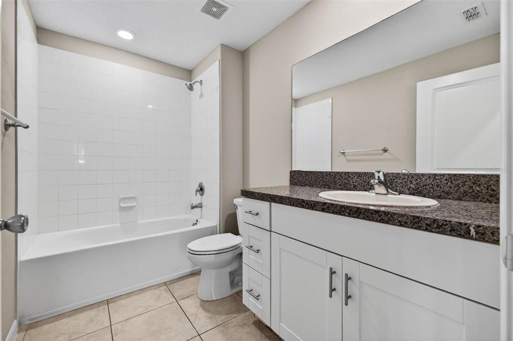 For Sale: $349,000 (4 beds, 2 baths, 1841 Square Feet)