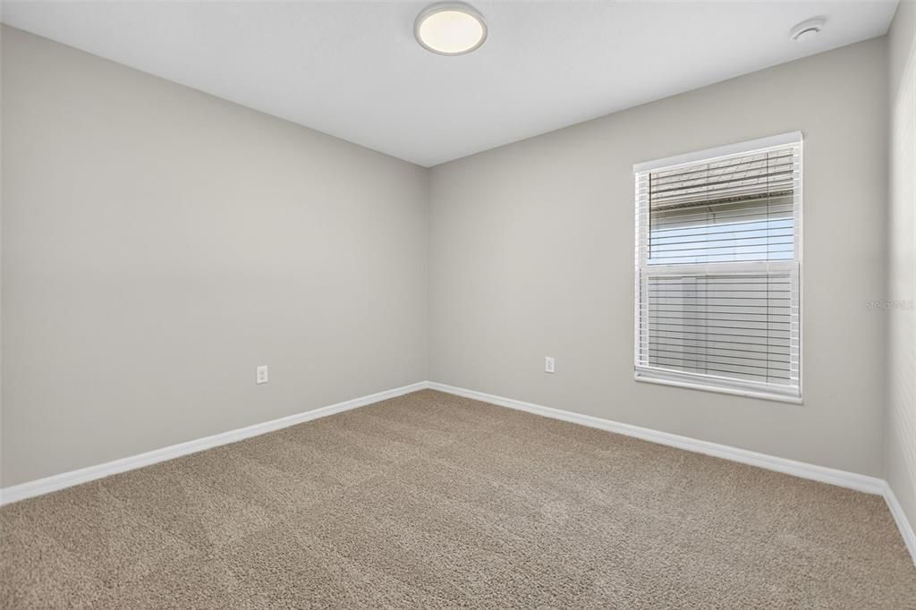 For Sale: $349,000 (4 beds, 2 baths, 1841 Square Feet)