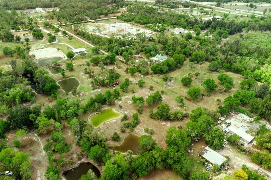 En Venta: $575,000 (4.88 acres)