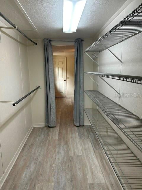 For Rent: $1,550 (1 beds, 1 baths, 696 Square Feet)