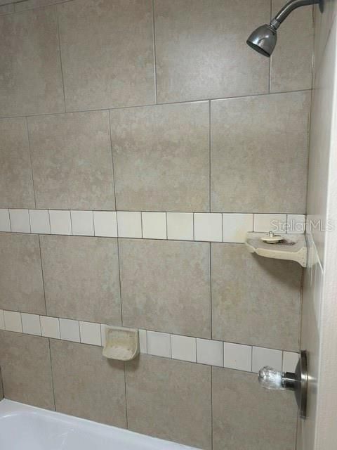 For Rent: $1,550 (1 beds, 1 baths, 696 Square Feet)