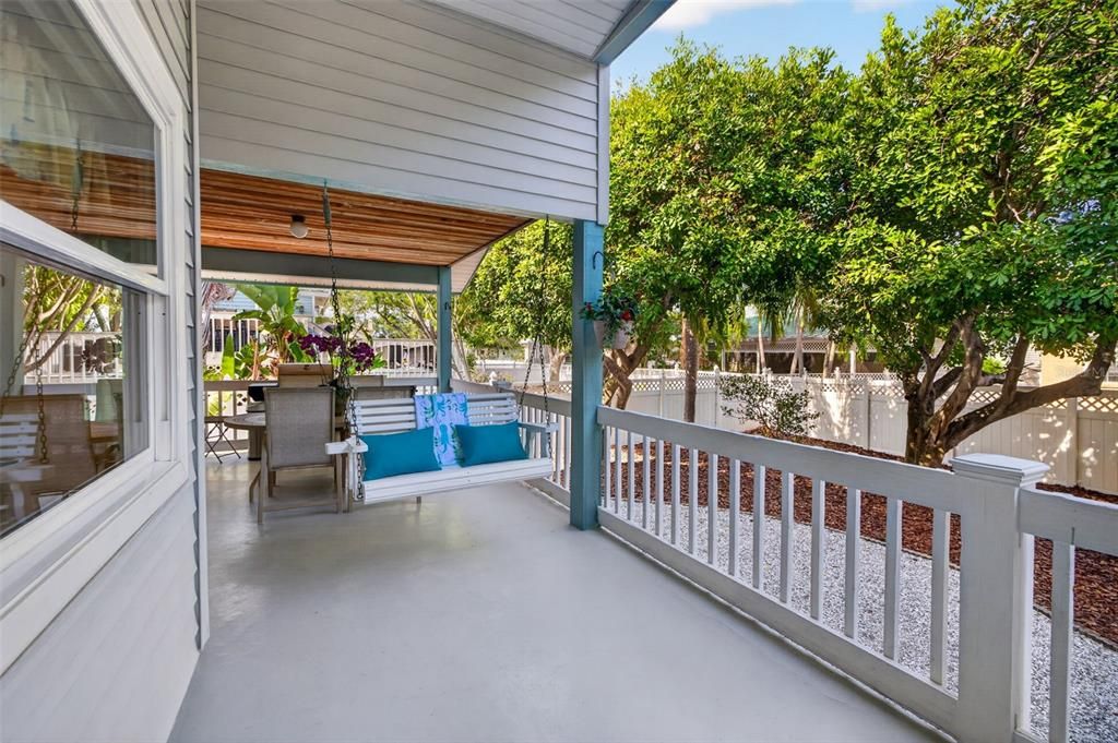 For Sale: $935,000 (3 beds, 2 baths, 2277 Square Feet)