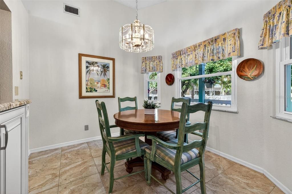For Sale: $935,000 (3 beds, 2 baths, 2277 Square Feet)