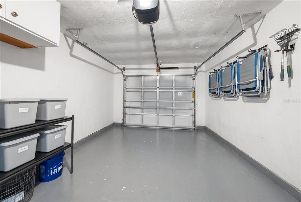 Active With Contract: $172,000 (1 beds, 2 baths, 825 Square Feet)