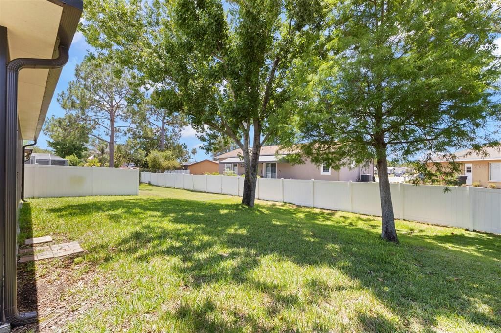 En Venta: $585,000 (6 camas, 2 baños, 2867 Pies cuadrados)