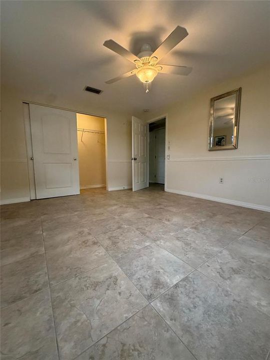 Activo con contrato: $467,000 (2 camas, 2 baños, 1269 Pies cuadrados)