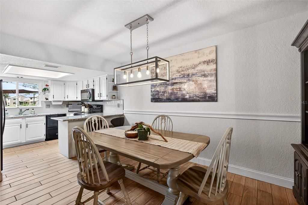 For Sale: $289,900 (3 beds, 2 baths, 1690 Square Feet)